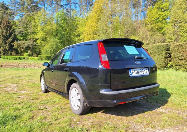 Ford Focus cena 10800 przebieg: 233700, rok produkcji 2007 z Maków Podhalański małe 79